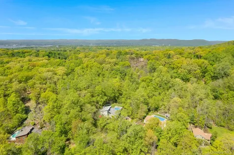 49 Chester Court Cortlandt Manor NY 10567