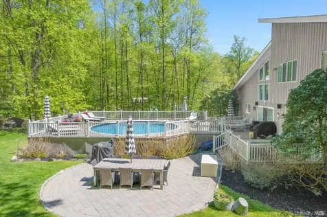49 Chester Court Cortlandt Manor NY 10567