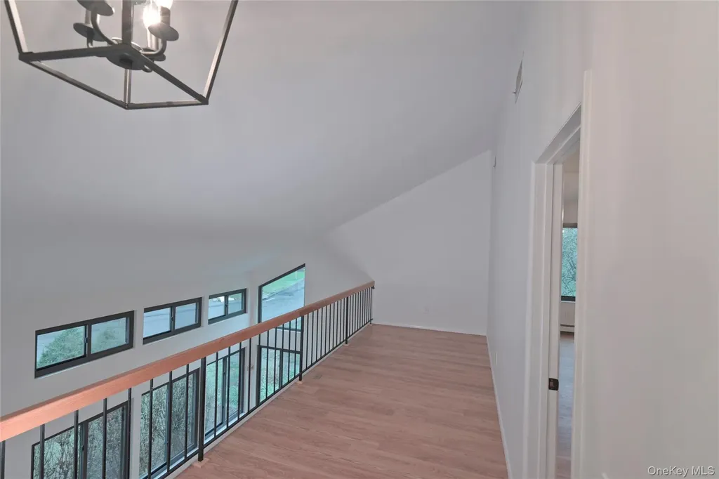 23 Pheasant Run Millwood NY 10546