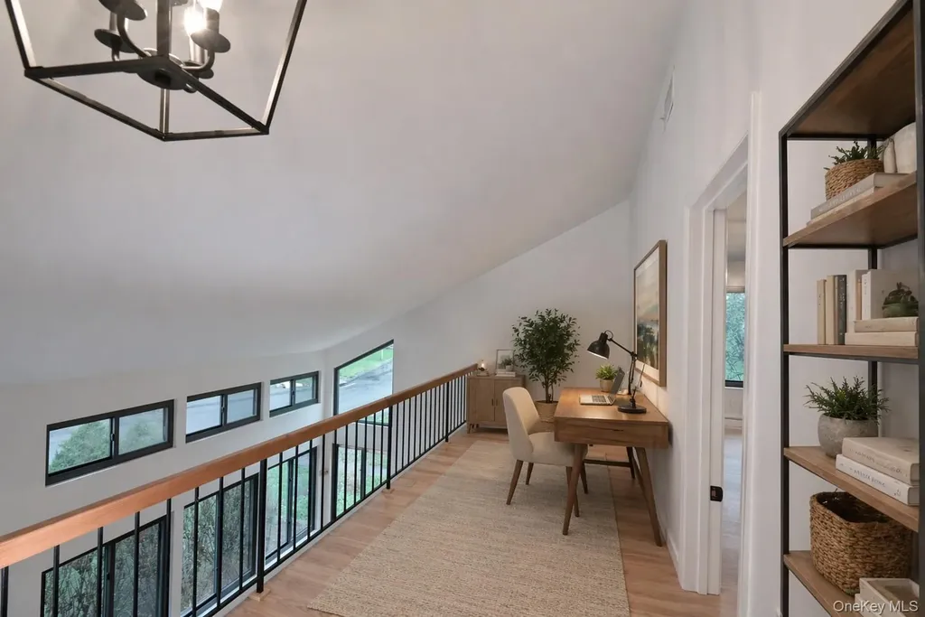 23 Pheasant Run Millwood NY 10546
