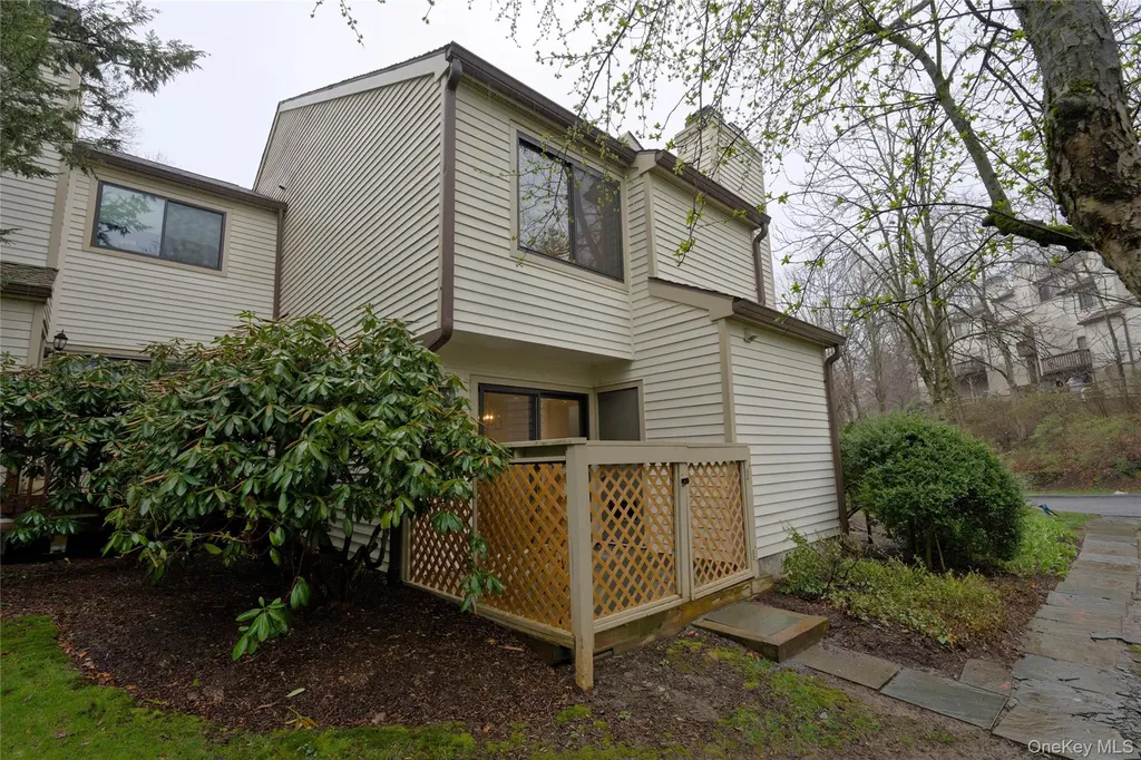 23 Pheasant Run Millwood NY 10546