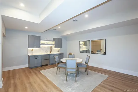 2 Pheasant Run Kings Point NY 11024