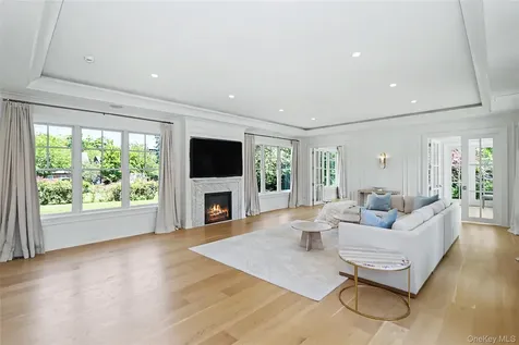 2 Pheasant Run Kings Point NY 11024