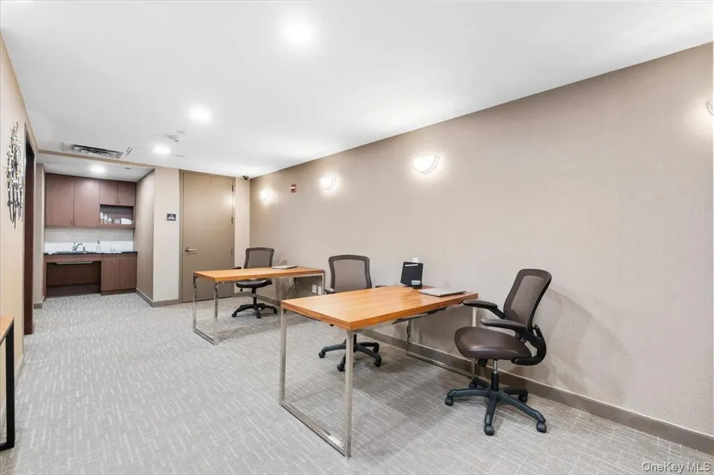 10 City Place White Plains NY 10601