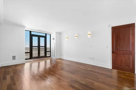 10 City Place White Plains NY 10601