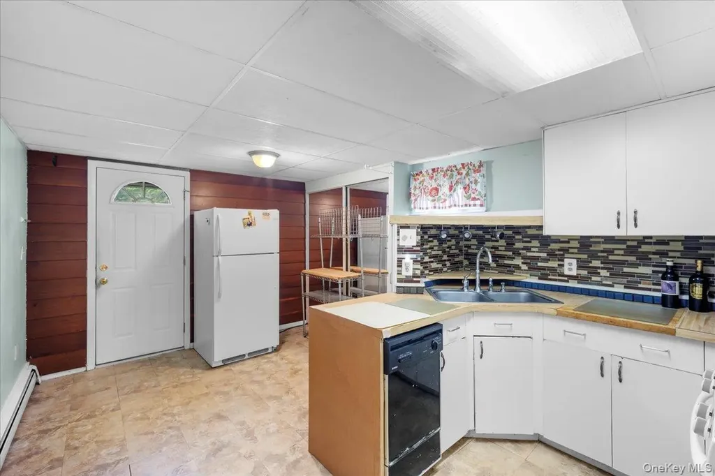 7 Hujay Terrace Wappingers Falls NY 12590
