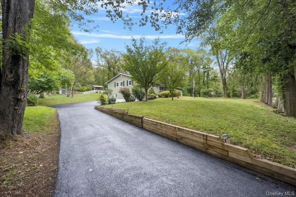7 Hujay Terrace Wappingers Falls NY 12590