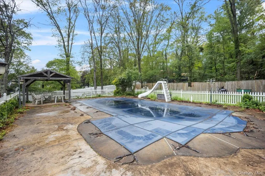 7 Hujay Terrace Wappingers Falls NY 12590