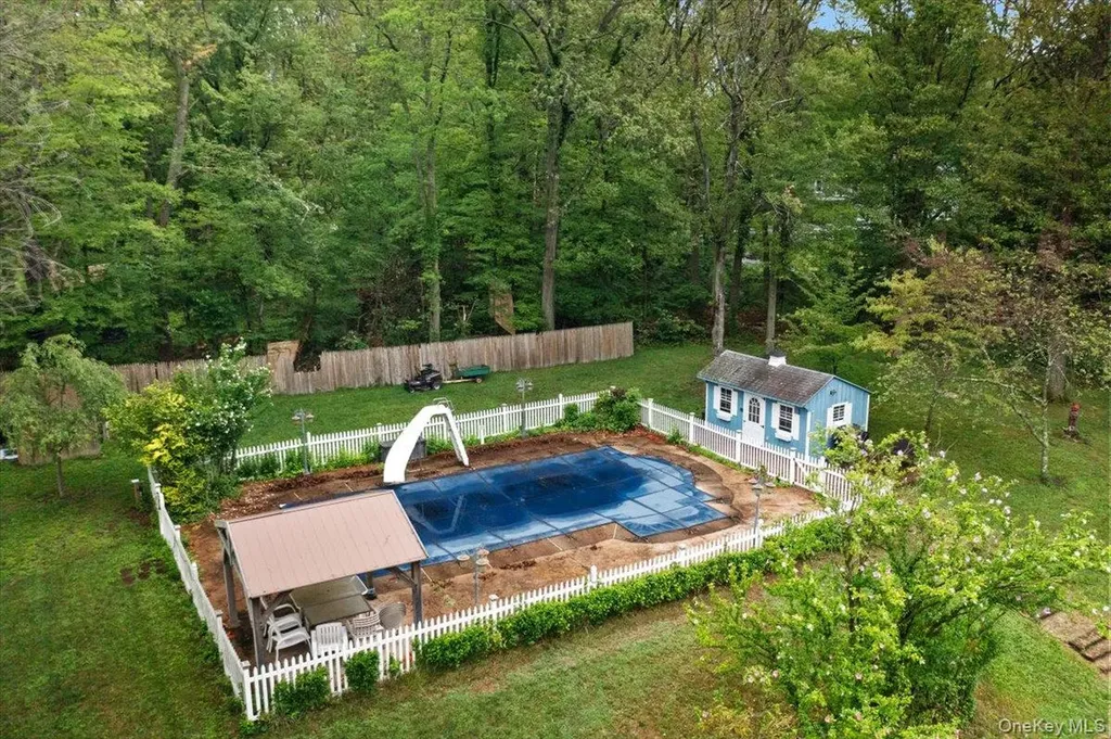 7 Hujay Terrace Wappingers Falls NY 12590