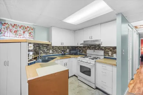 7 Hujay Terrace Wappingers Falls NY 12590