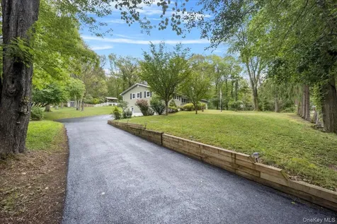 7 Hujay Terrace Wappingers Falls NY 12590