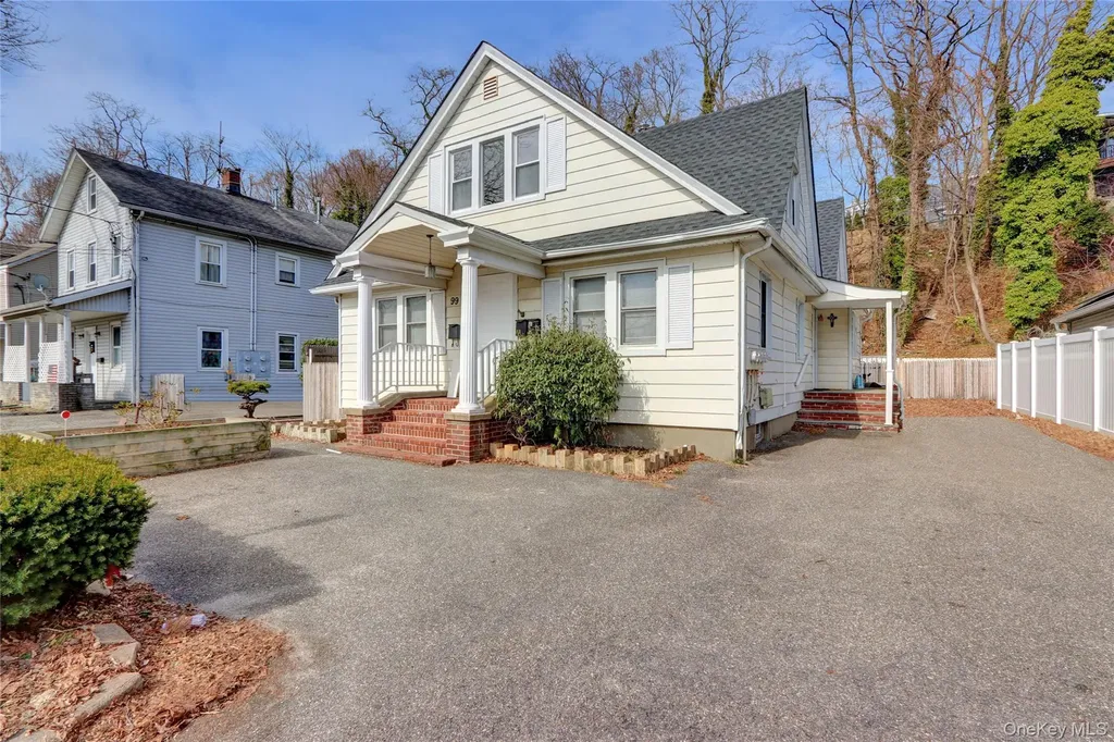 99 Wall Street Huntington NY 11743