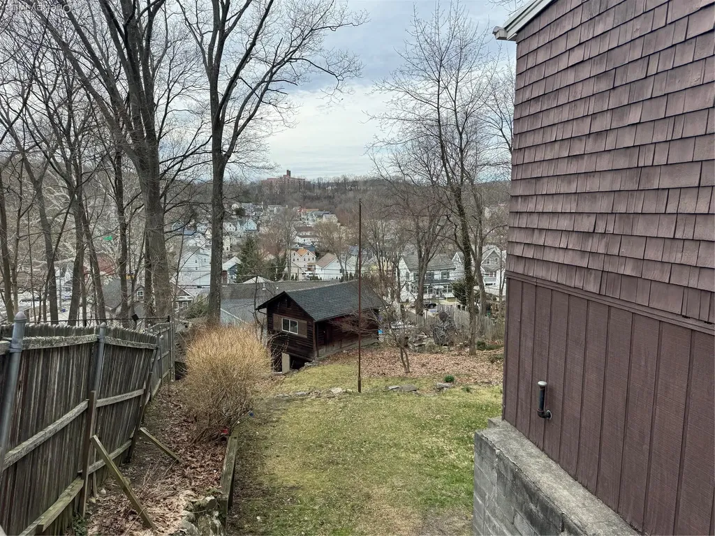 540 N James Street Peekskill NY 10566