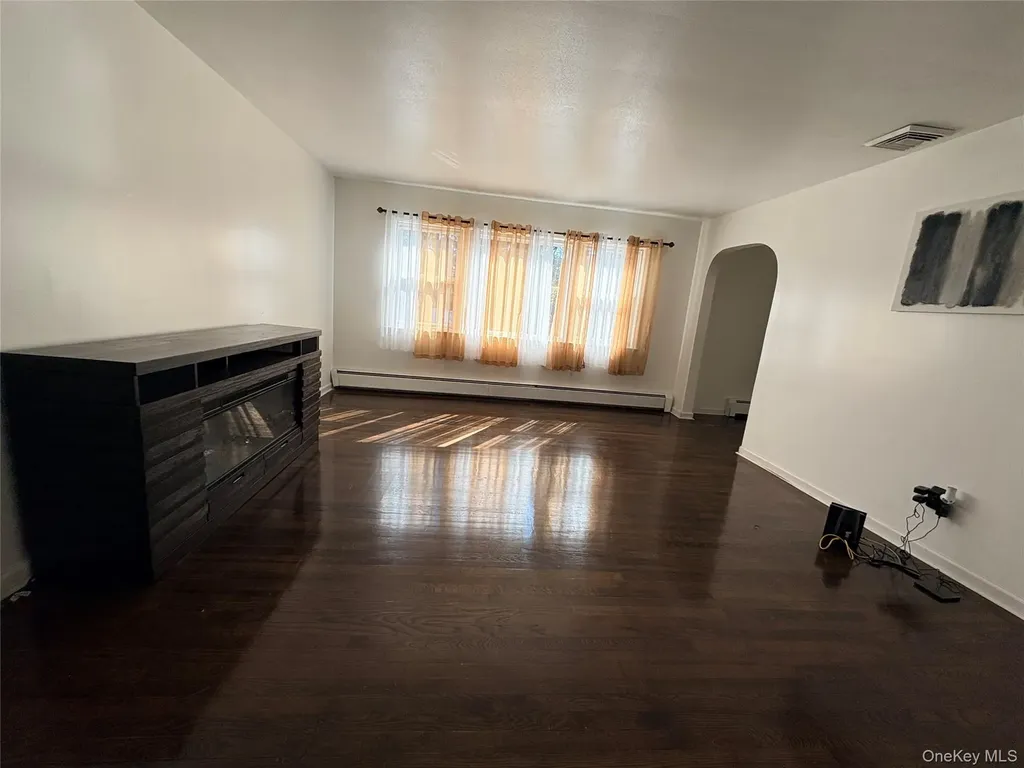 77 Upper Road Road Middletown NY 10940