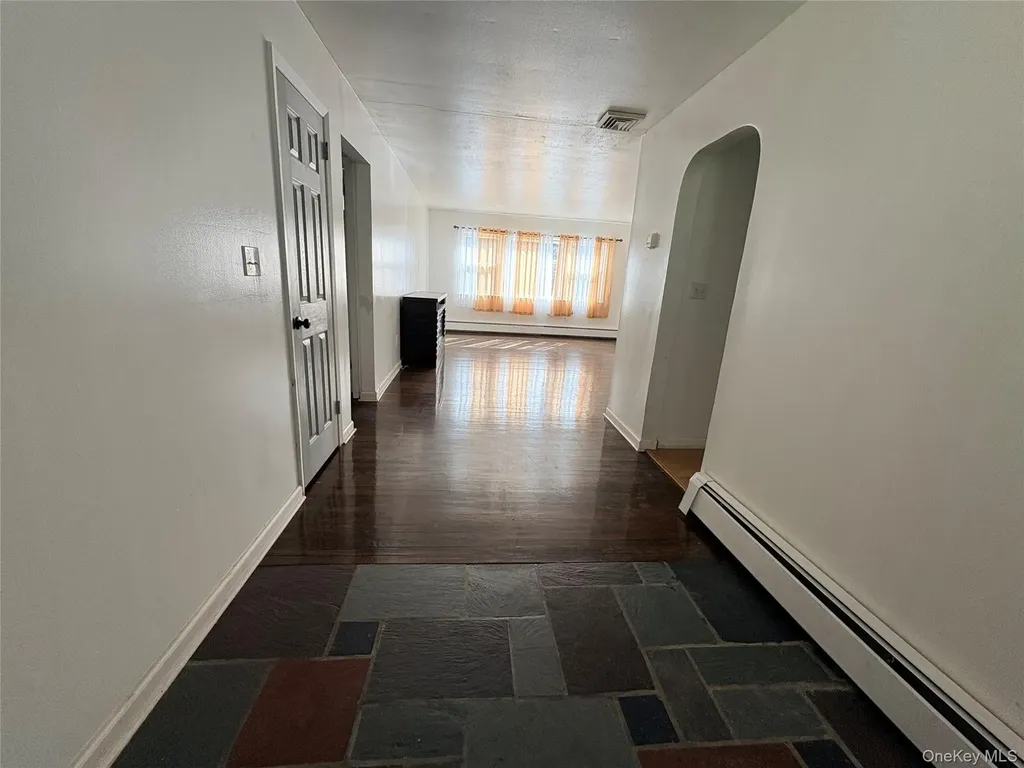 77 Upper Road Road Middletown NY 10940