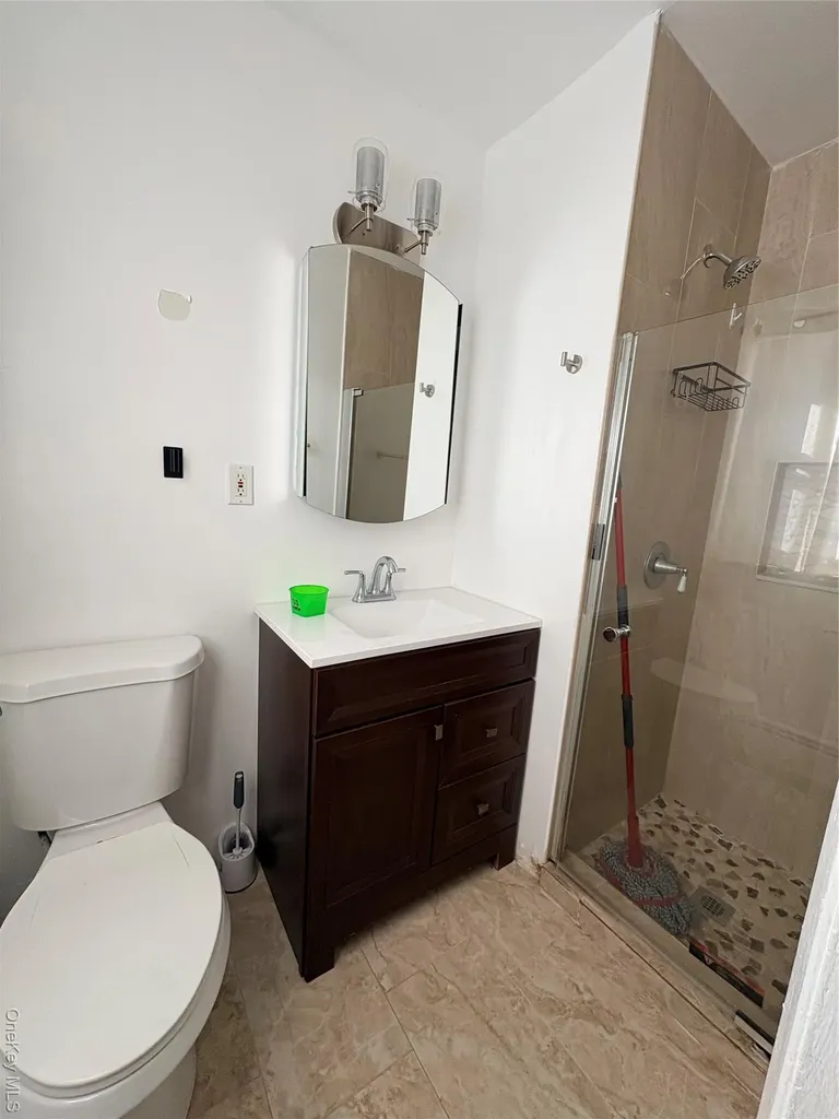 77 Upper Road Road Middletown NY 10940
