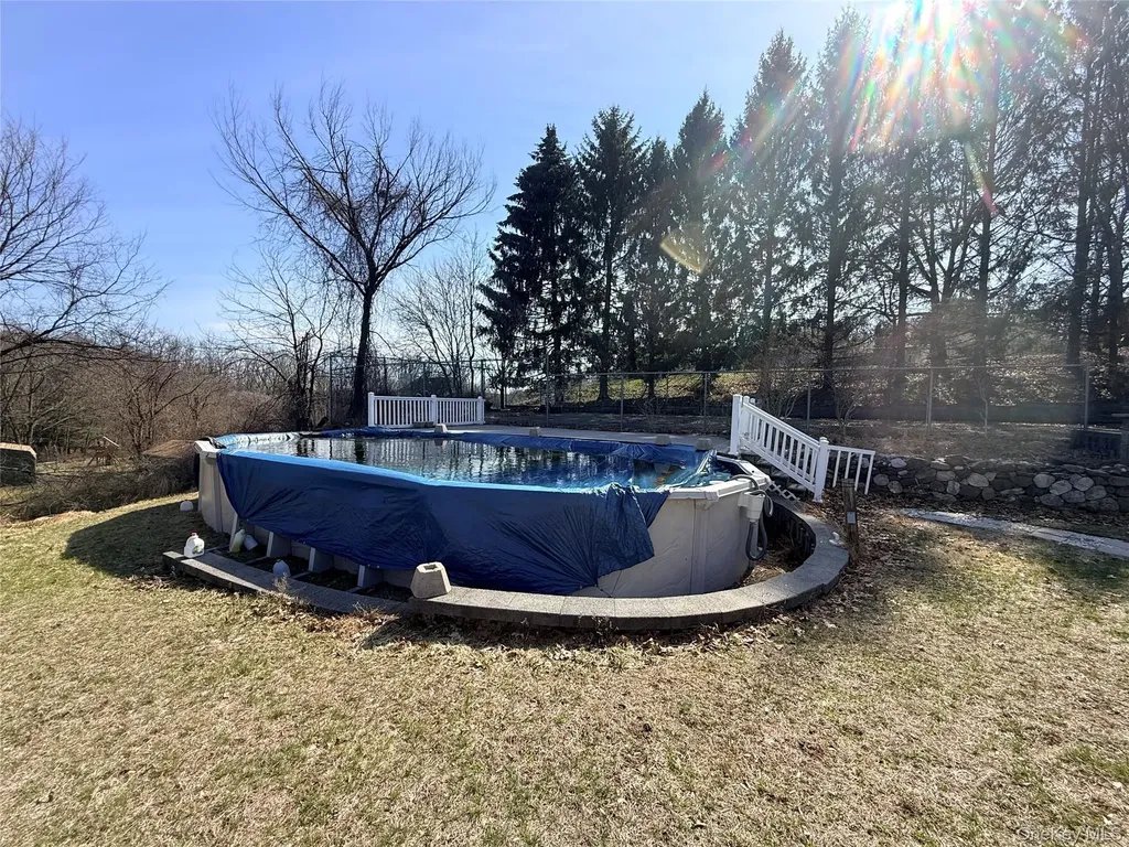 77 Upper Road Road Middletown NY 10940