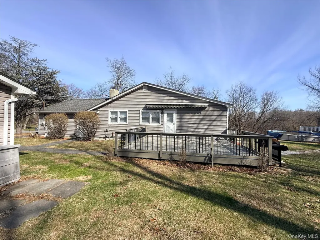 77 Upper Road Road Middletown NY 10940