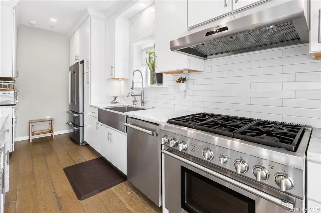 73 Maple Avenue New Rochelle NY 10801