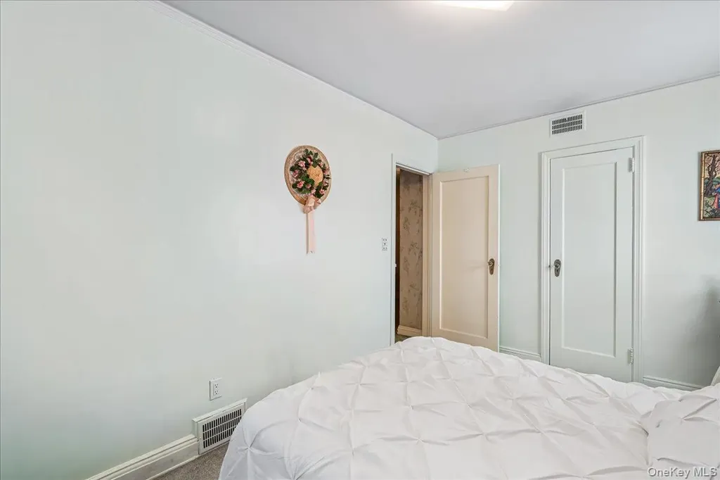 5732 138th Street Flushing NY 11355
