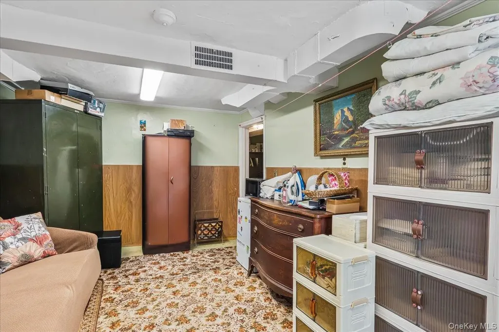 5732 138th Street Flushing NY 11355