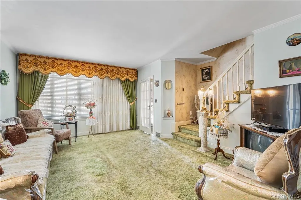 5732 138th Street Flushing NY 11355