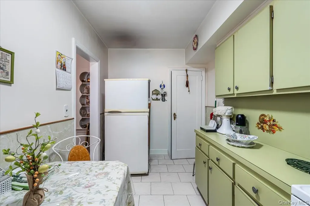 5732 138th Street Flushing NY 11355