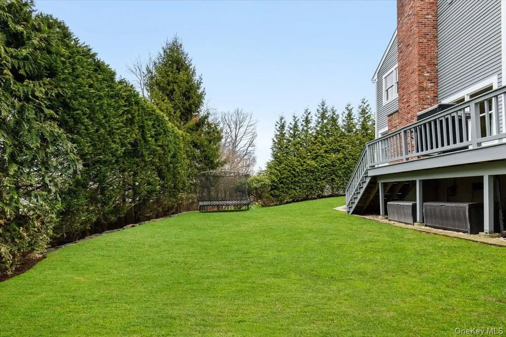 76 Davis Avenue Rye NY 10580