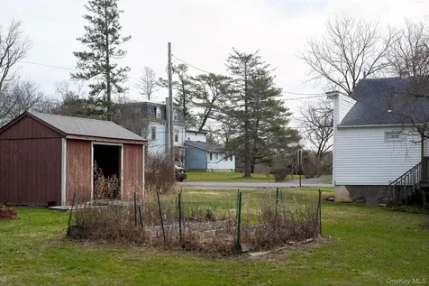 84 Montgomery Street Tivoli NY 12583