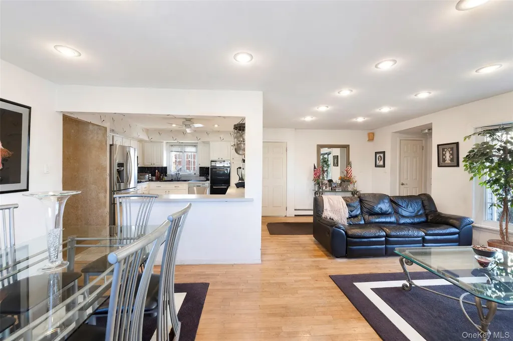 155-30 99th Street Howard Beach NY 11414