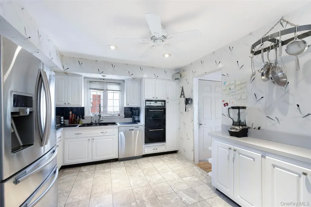 155-30 99th Street Howard Beach NY 11414
