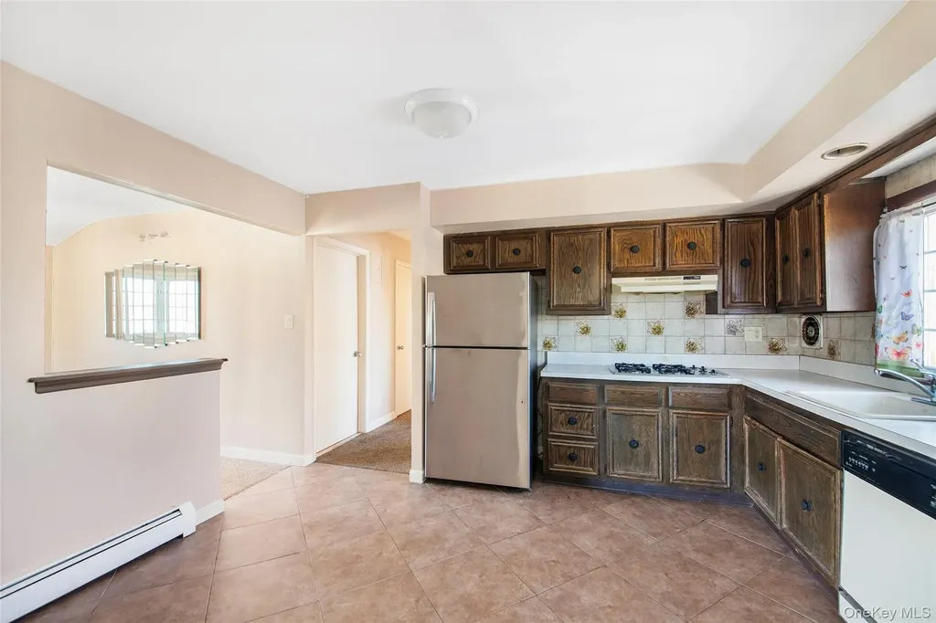155-30 99th Street Howard Beach NY 11414