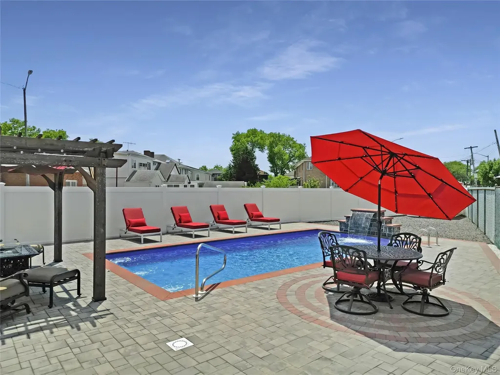 155-30 99th Street Howard Beach NY 11414
