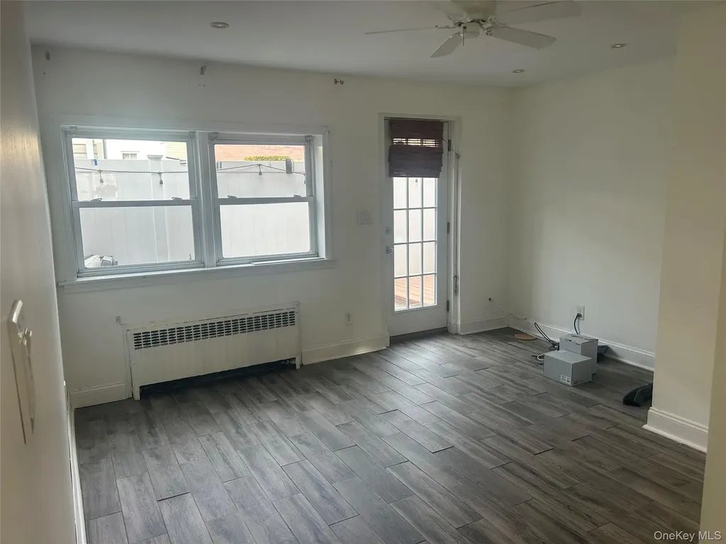 341 E Hudson Street Long Beach NY 11561