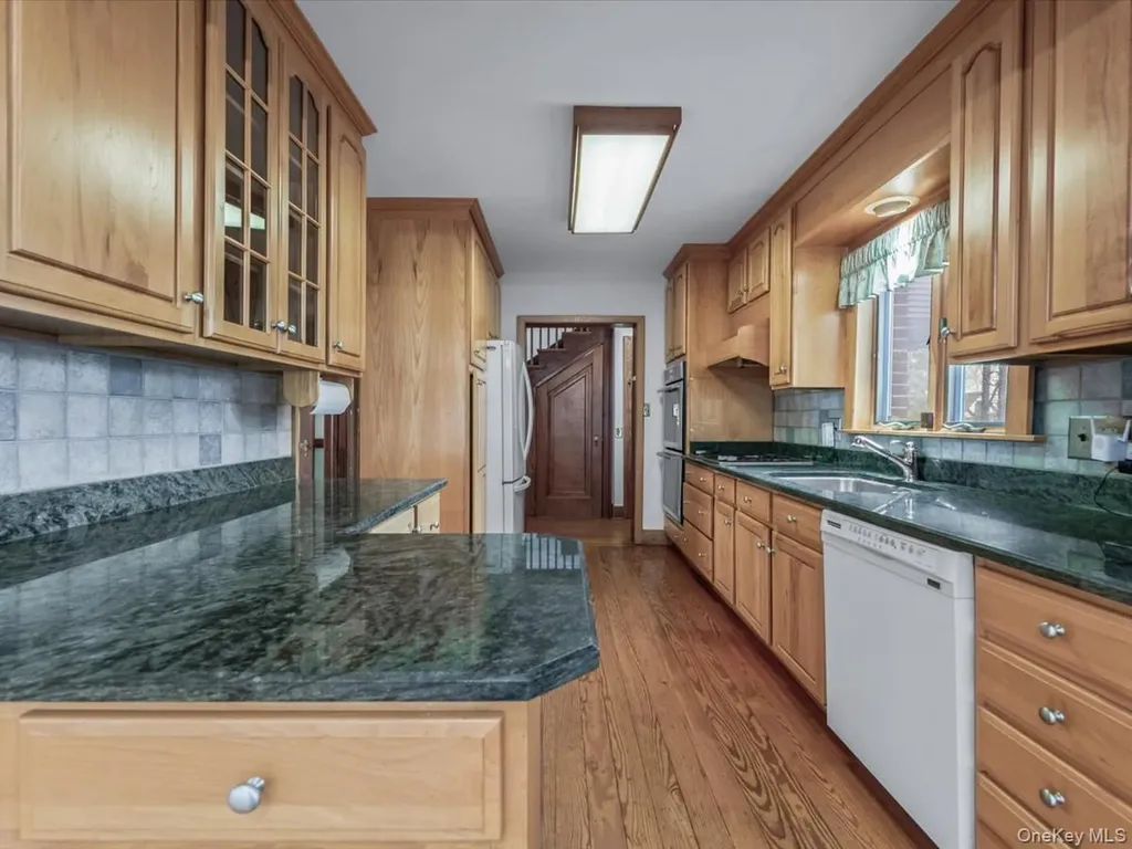 2807 157th Street Flushing NY 11354