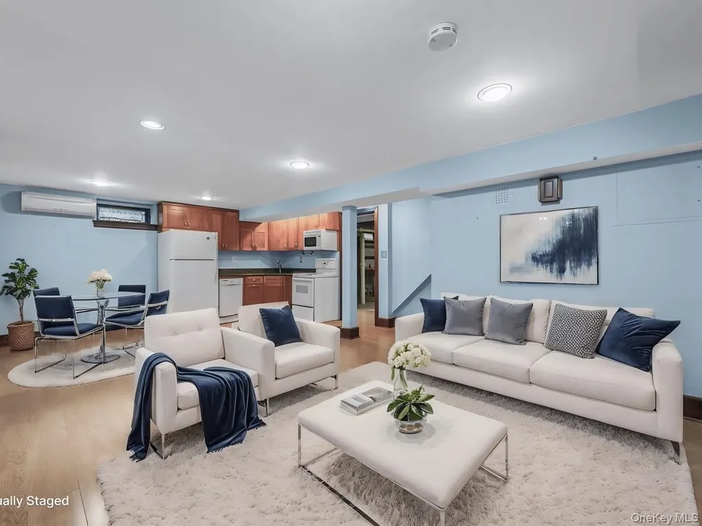 2807 157th Street Flushing NY 11354