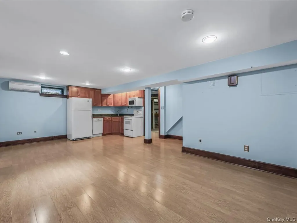 2807 157th Street Flushing NY 11354