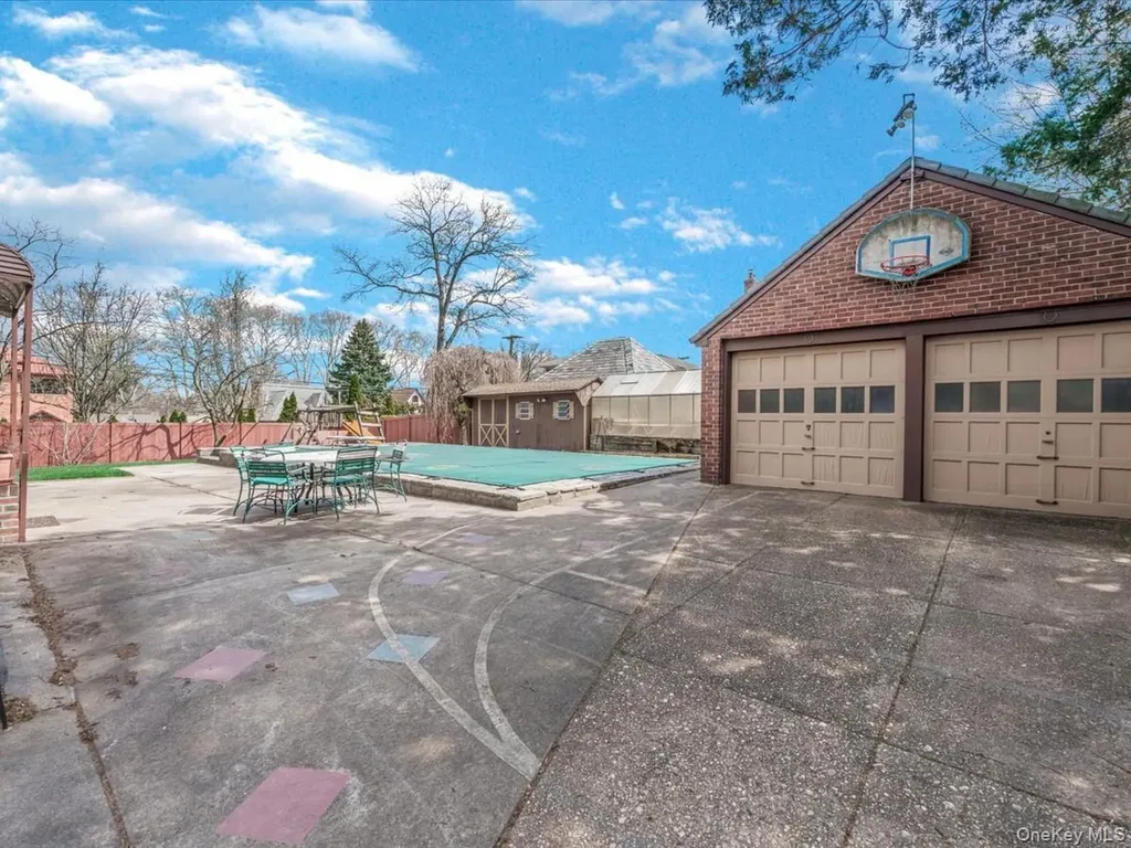 2807 157th Street Flushing NY 11354