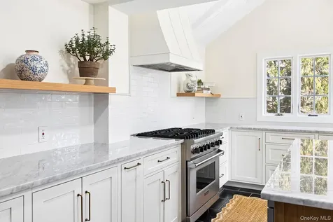205 Fairview Avenue Montauk NY 11954