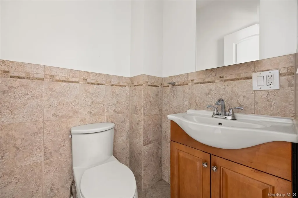 2020 Bleecker Street Ridgewood NY 11385