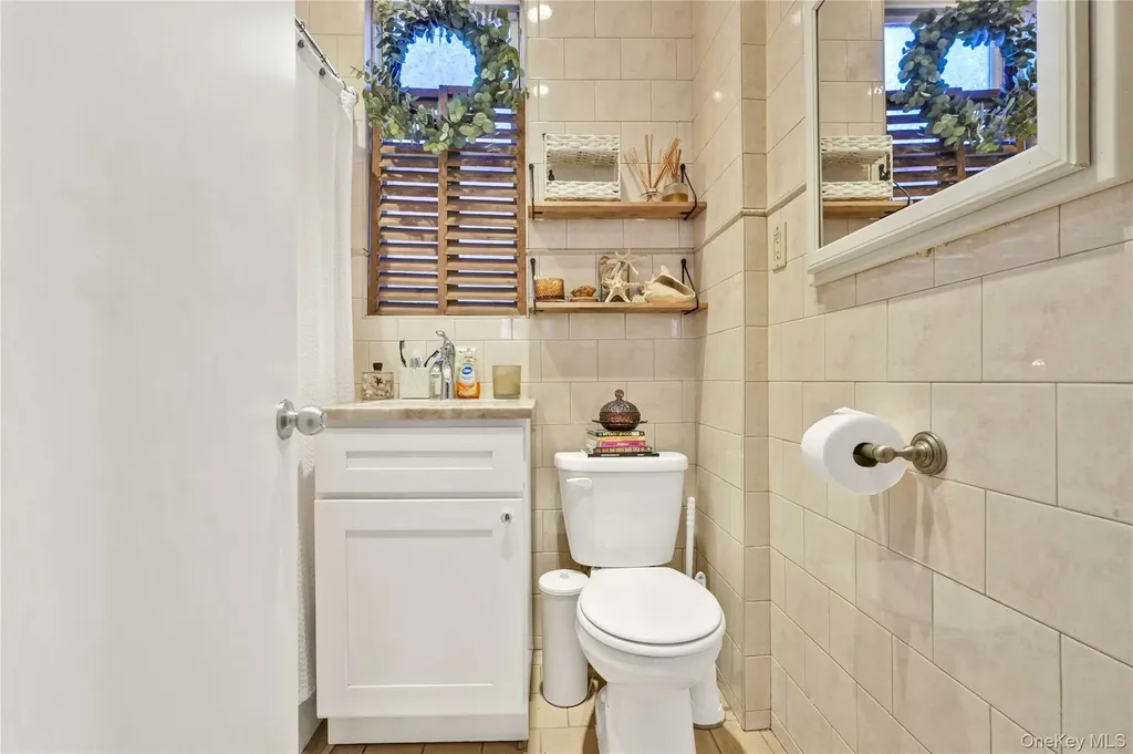 2255 48th Street Astoria NY 11105