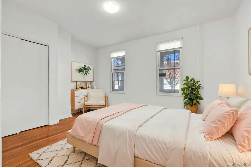 2255 48th Street Astoria NY 11105