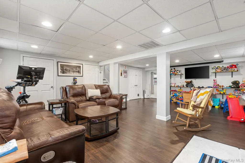 58 Pine Drive Pawling NY 12564