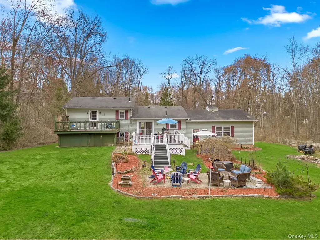 58 Pine Drive Pawling NY 12564