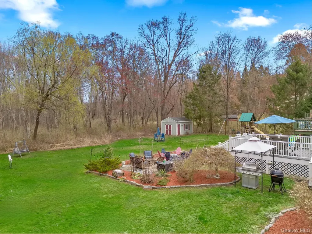 58 Pine Drive Pawling NY 12564