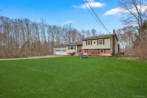 58 Pine Drive Pawling NY 12564