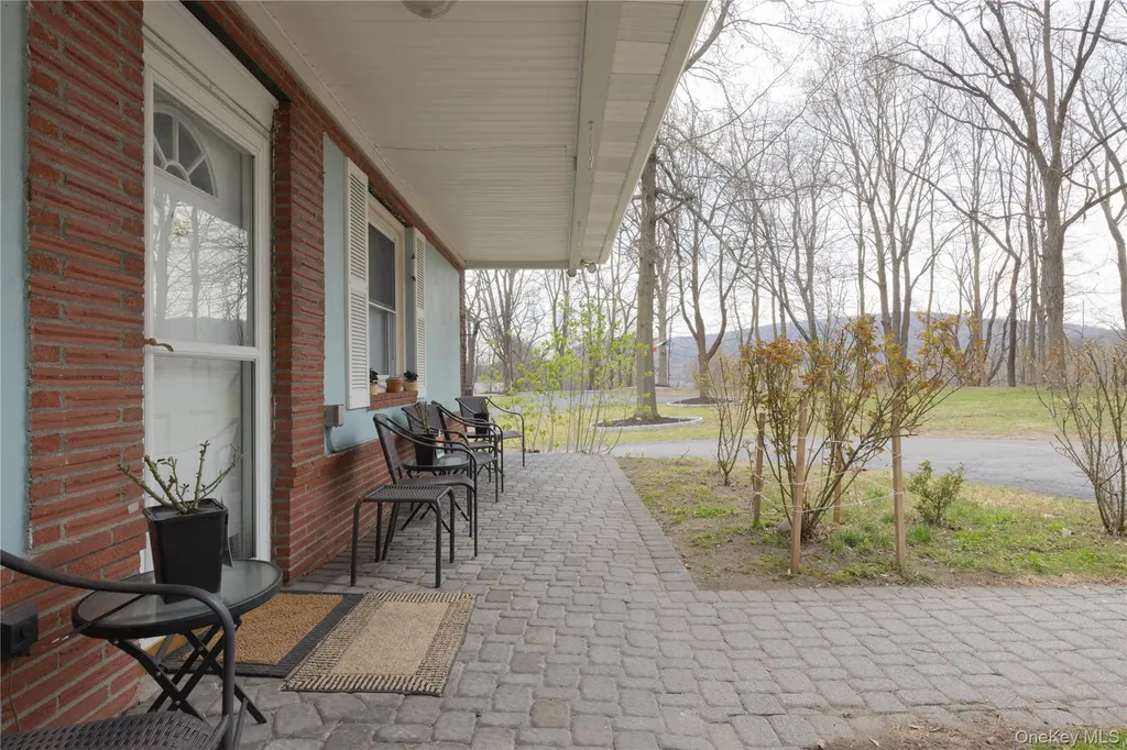 5 Roggia Road Chester NY 10918