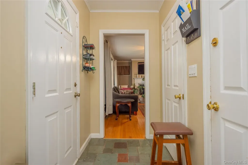 5 Roggia Road Chester NY 10918
