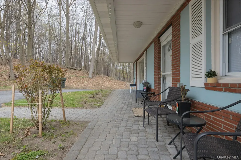 5 Roggia Road Chester NY 10918