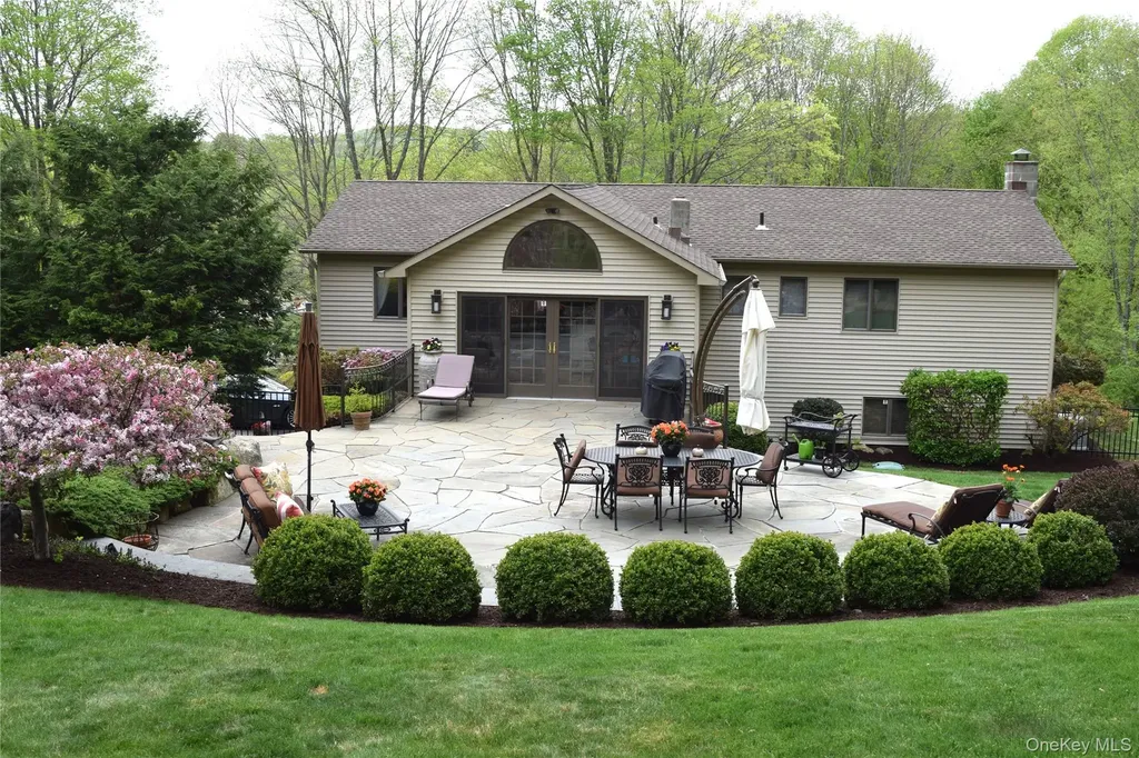 102 Nicholson Road Holmes NY 12531